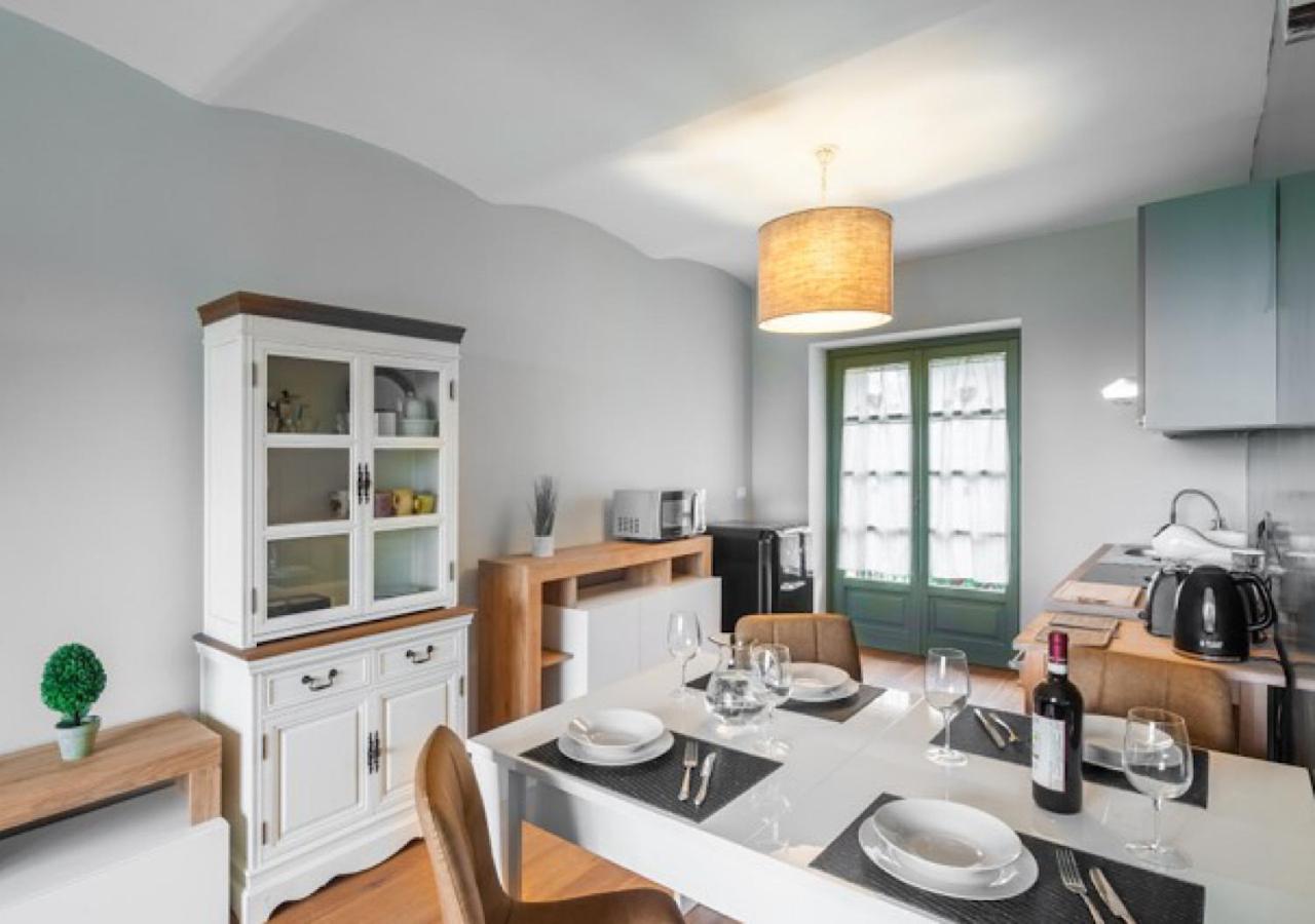 Апартаменти Charming Loft Golf Club Barolo Новело Екстер'єр фото