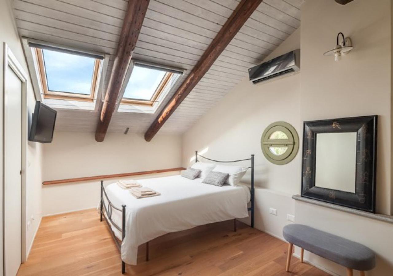 Апартаменти Charming Loft Golf Club Barolo Новело Екстер'єр фото